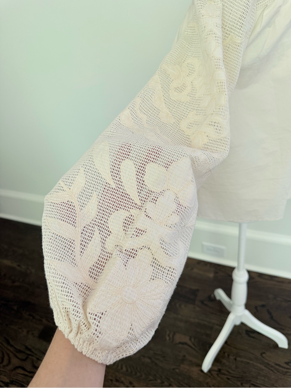 TUCKERNUCK Ivory Patchwork Embroidered Cressida Blouse - size small - Picture 12 of 12